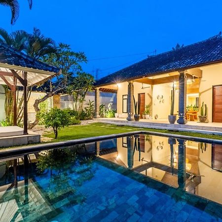Villa Damai Oasis In The Heart Of Seminyak Екстериор снимка