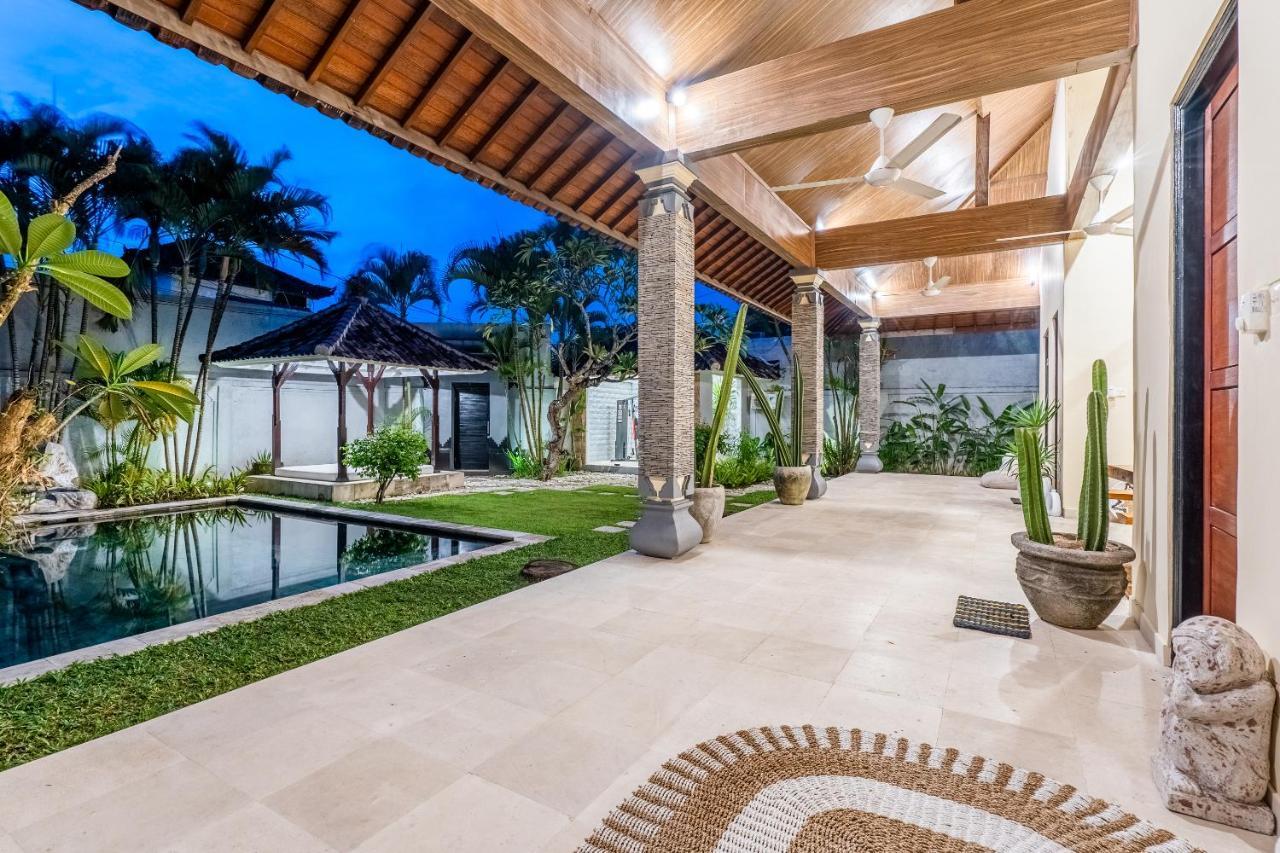 Villa Damai Oasis In The Heart Of Seminyak Екстериор снимка