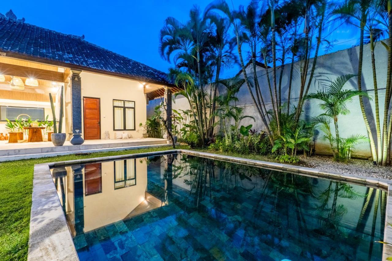 Villa Damai Oasis In The Heart Of Seminyak Екстериор снимка