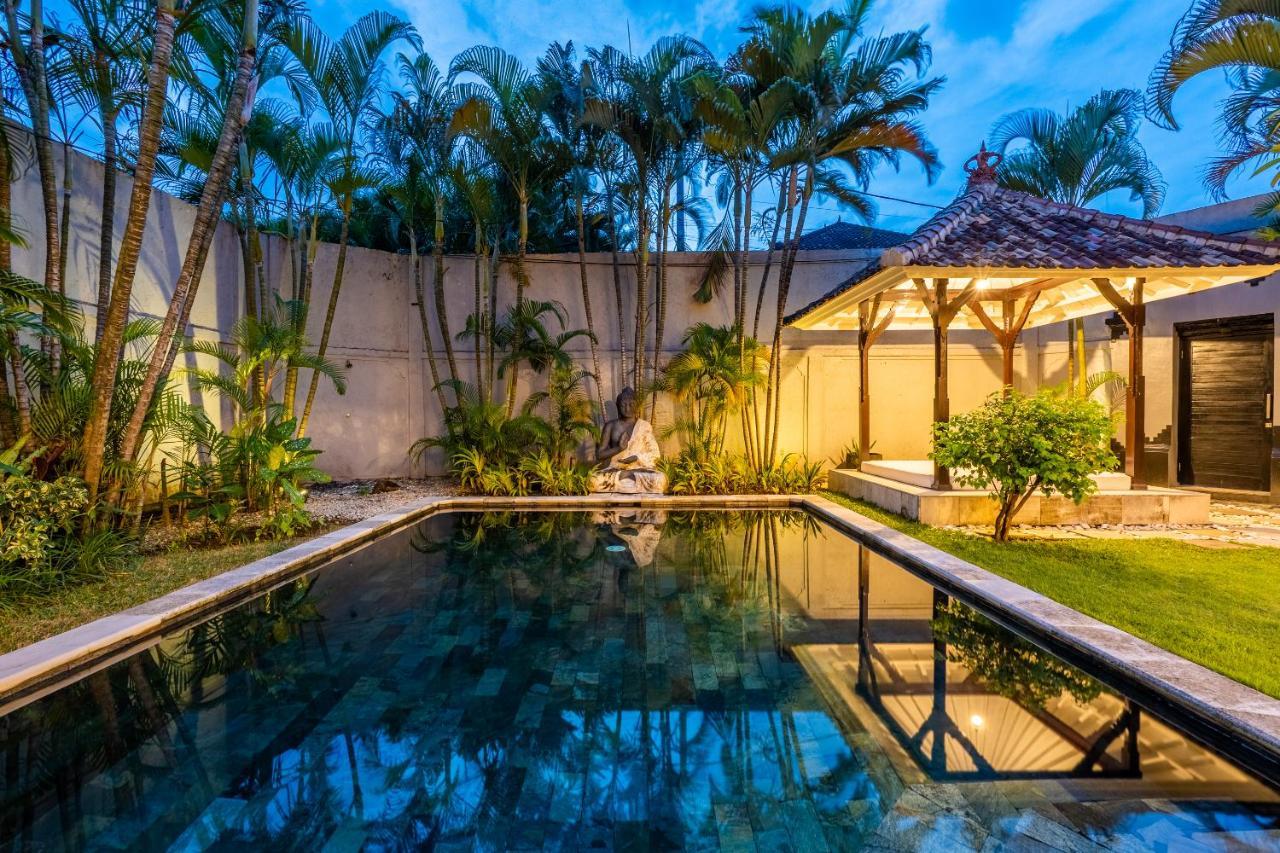 Villa Damai Oasis In The Heart Of Seminyak Екстериор снимка